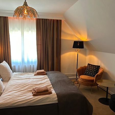 Godstedlund Bed & Breakfast Oster Ulslev Екстериор снимка