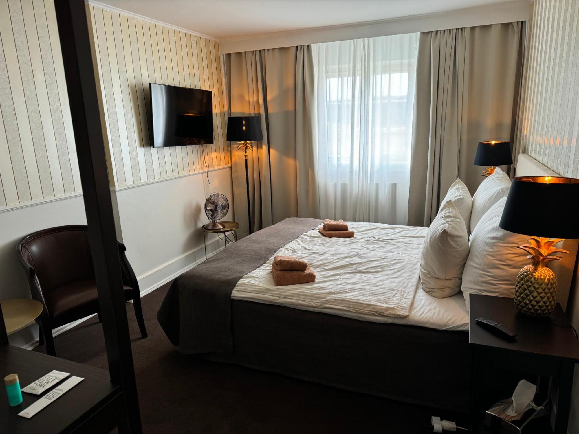 Godstedlund Bed & Breakfast Oster Ulslev Екстериор снимка