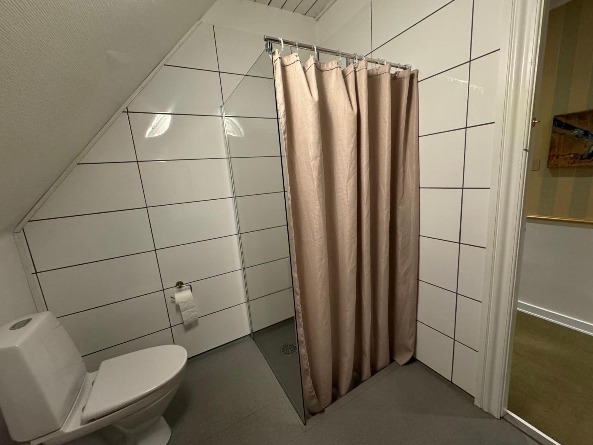 Godstedlund Bed & Breakfast Oster Ulslev Екстериор снимка